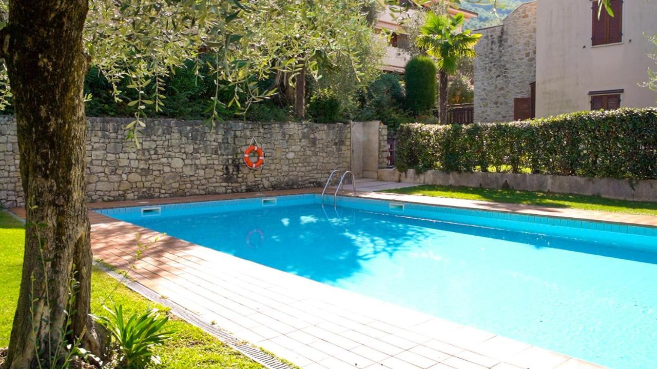 Appartamento Ulivi Beth'S House Brenzone sul Garda Esterno foto